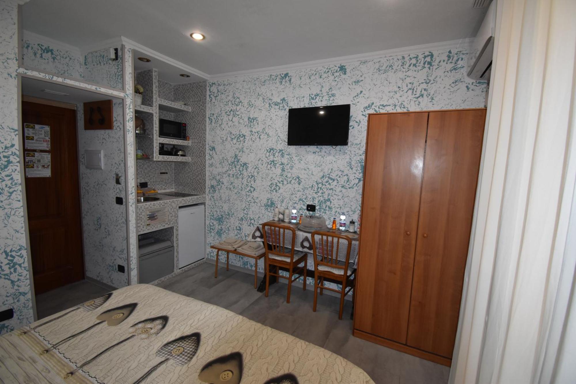 Vichyenichy Hotel Morena Room photo